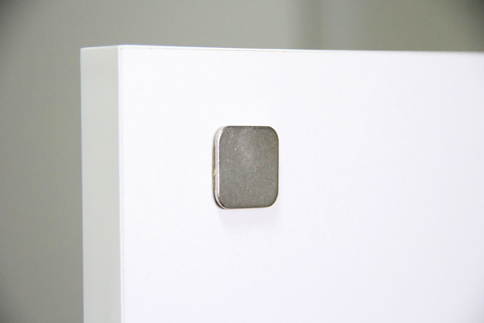 FECHO TOQUE MAGNETICO BRANCO D9X82  - Foto 1