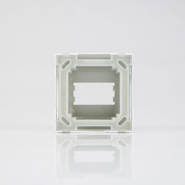 CAIXA X SOBREPOR 75X75 1POSTO COM SUPORTE BRANCO SLEEK - Foto 1