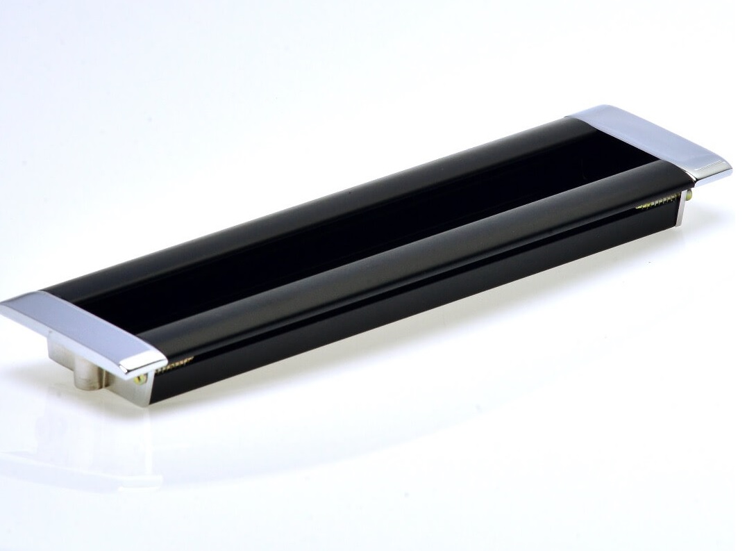 PUXADOR 640MM PRETO EMBUTIR FUSION  (*)